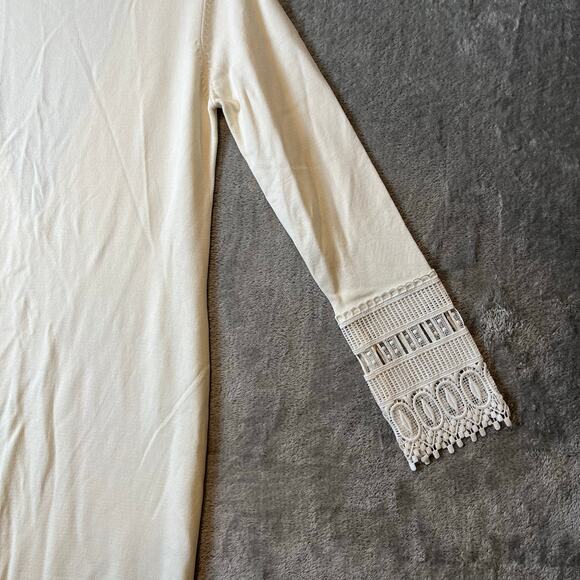 English Factory Women’s Ivory Lace V‎ Back Dress Size Small New - Picture 2 of 6